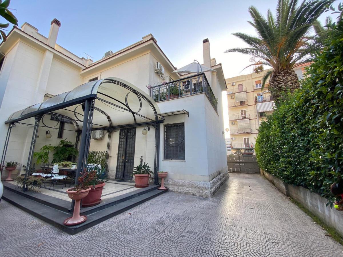Villa Luigi XVI Taranto Exterior photo